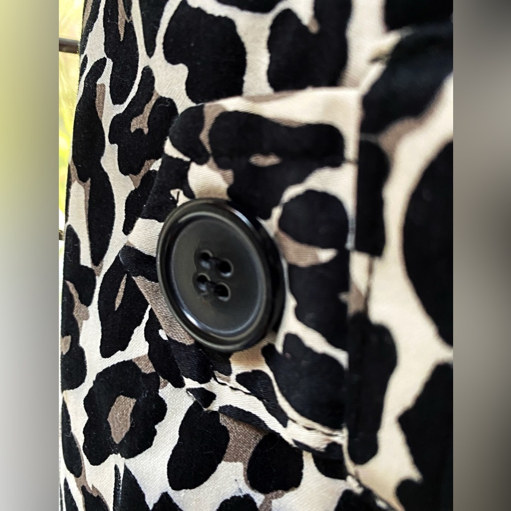 LUII - Animal Print Spring/Fall Coat 🧥 - Picture 7 of 12